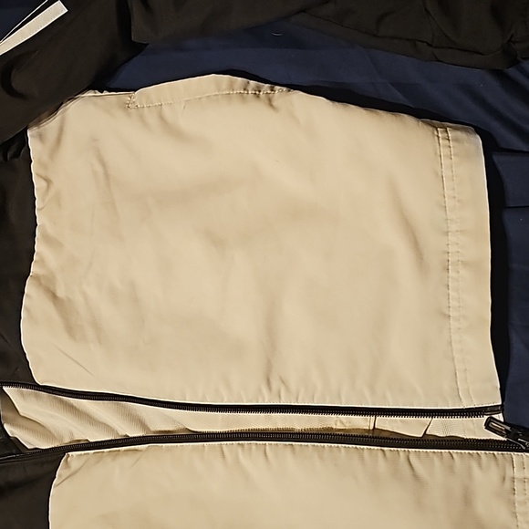 Adidas hoodie & adidas windbreaker both Size Medium. - Picture 6 of 8